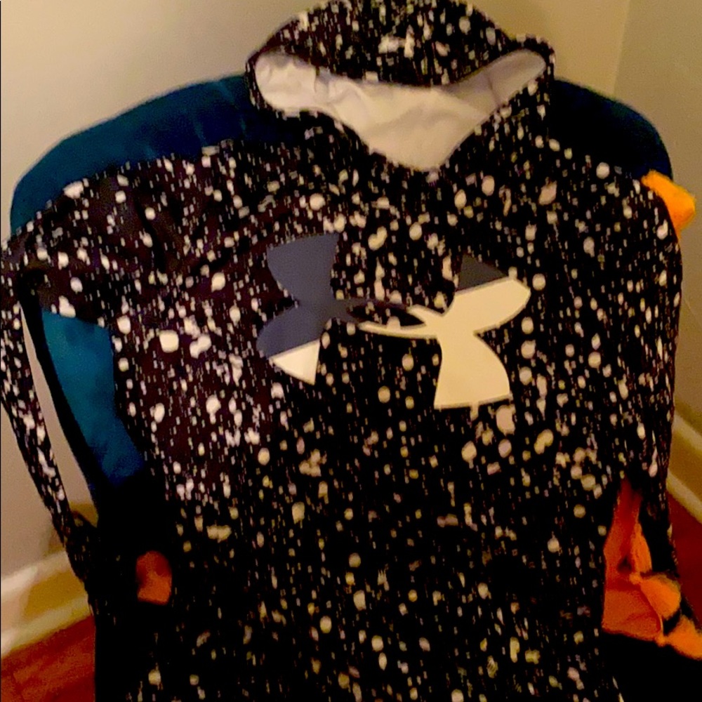 Girls UA hoodie